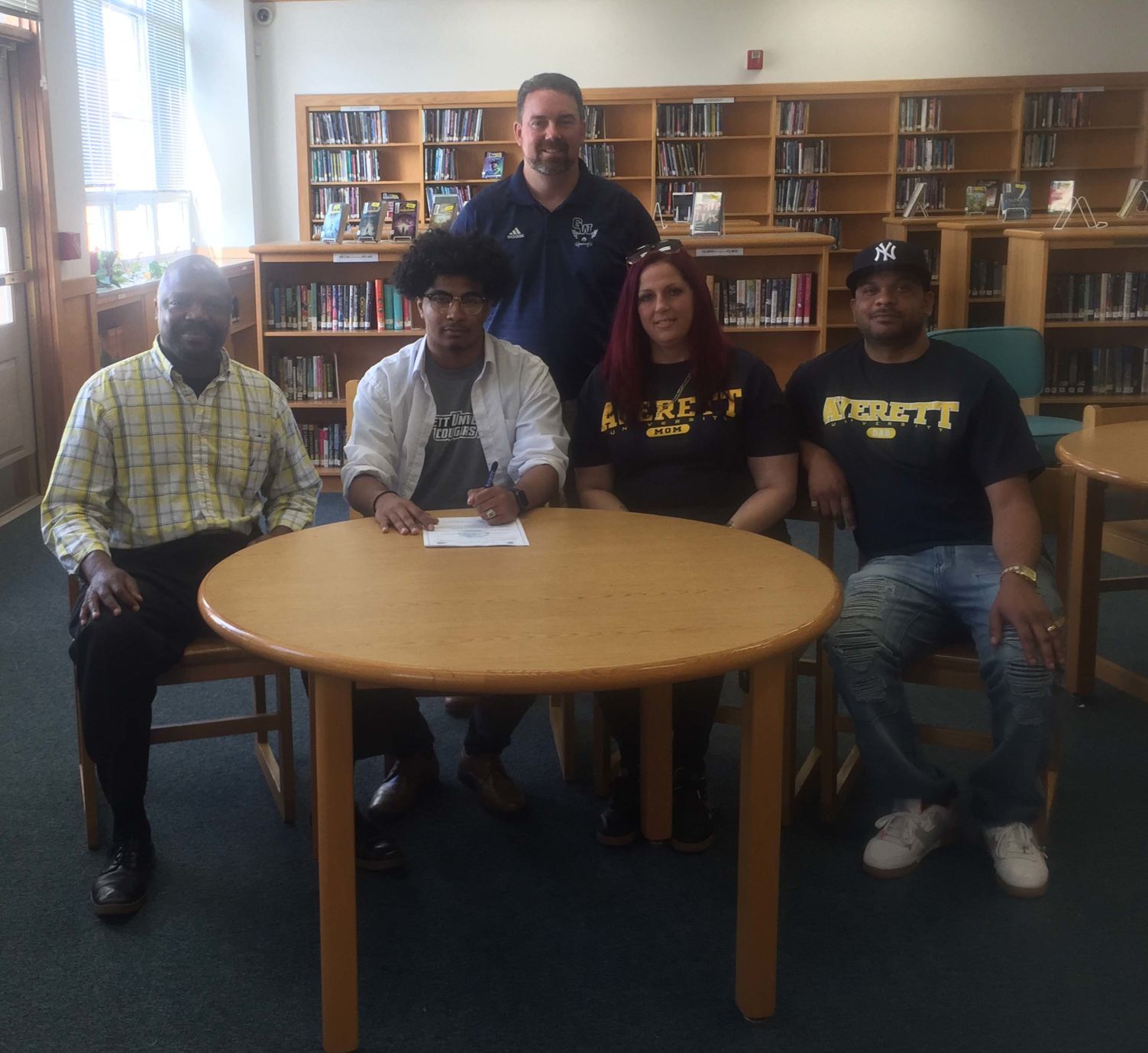 Gregory Gardner inks with Averett